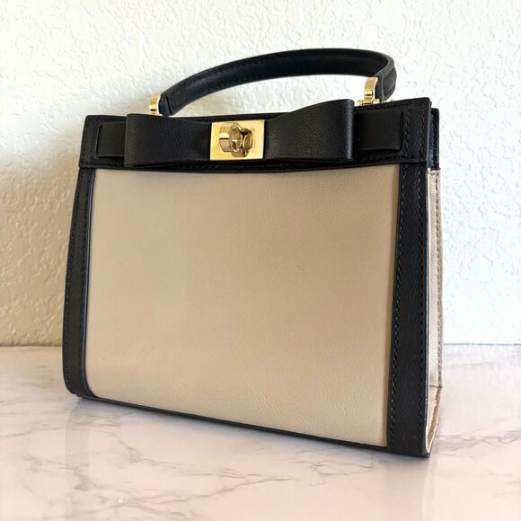 在庫1点★KATE SPADE★Mini Tullie Mayfair Drive ポシェット 在庫1点☆KATE SPADE☆Mini Tullie Mayfair Drive ポシェット